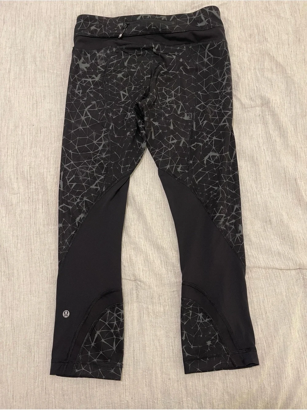 lululemon athletica Black Geometric Print Crop Leggings